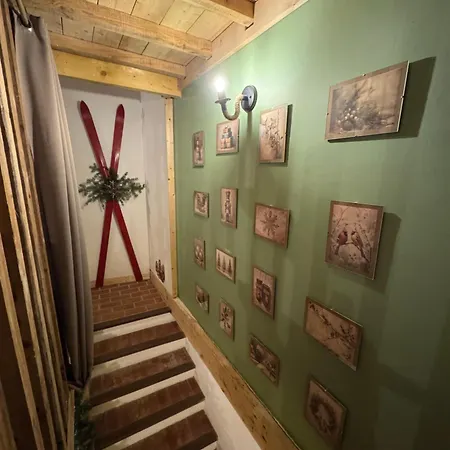 Holiday home Agreable Petite Maison Rustique Saint-Genies-de-Varensal
