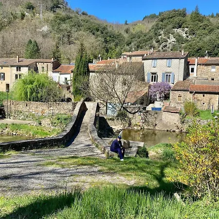 בית נופש Agreable Petite Maison Rustique *